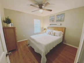 White Sand Getaway steps from Beach